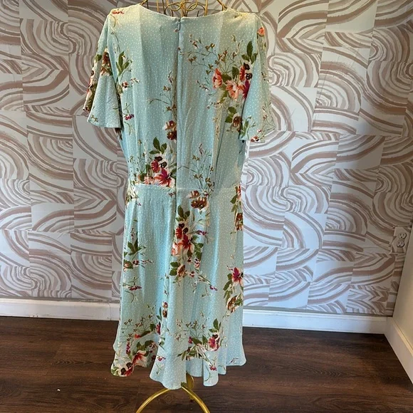 London Times seafoam green polka dot and floral v neck knee length dress size 16 - Picture 3 of 10